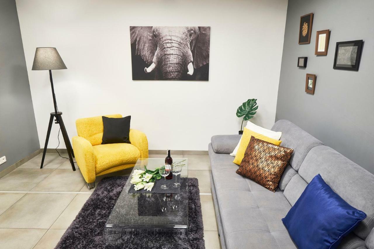 Xavier Boutique Apartment Varsavia Esterno foto